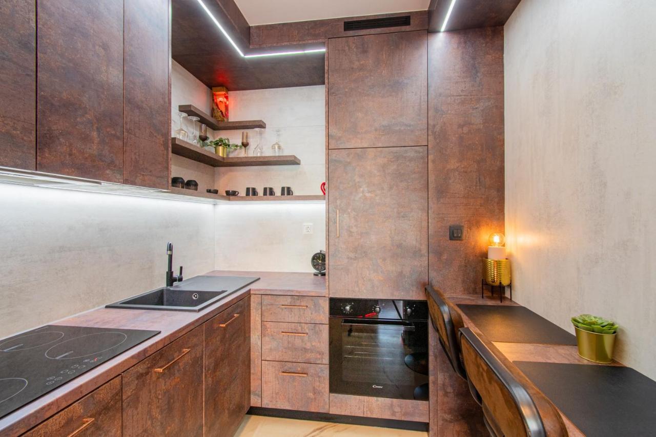 Jacuzzi - Love - Bdsm - Extra Luxury - Ev Chargger - Valentine'S Day - Red Room - Flexible Selfcheckins 28 Zagreb Exterior foto