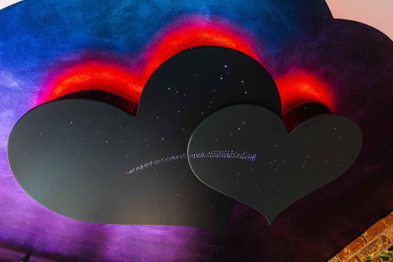Jacuzzi - Love - Bdsm - Extra Luxury - Ev Chargger - Valentine'S Day - Red Room - Flexible Selfcheckins 28 Zagreb Exterior foto